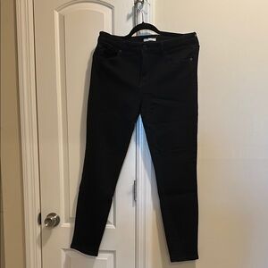 Black Skinny Jeans